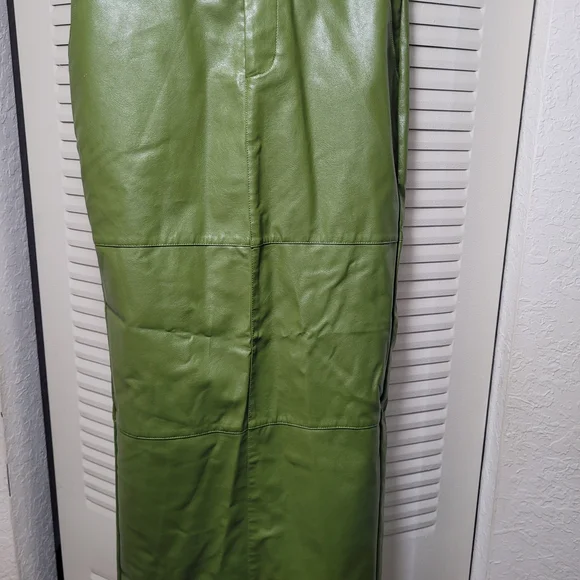 Forever 21 Lime Leather Skirt - Picture 1 of 3